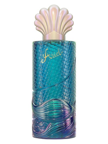 Ariel DefineMe Creative Studio