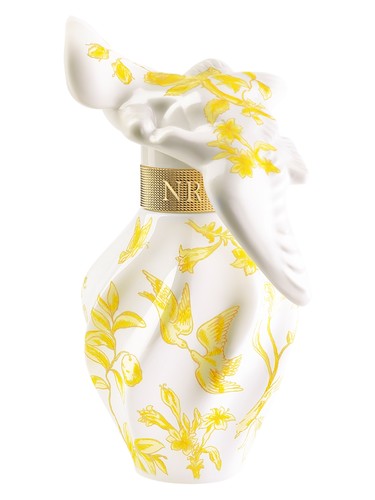 L'Air du Temps À Paris chez Antoinette Poisson Nina Ricci