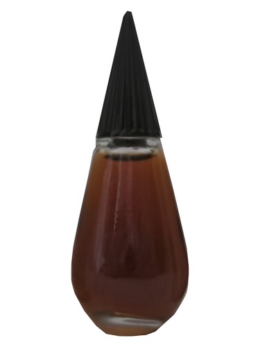 Lelde Dzintars